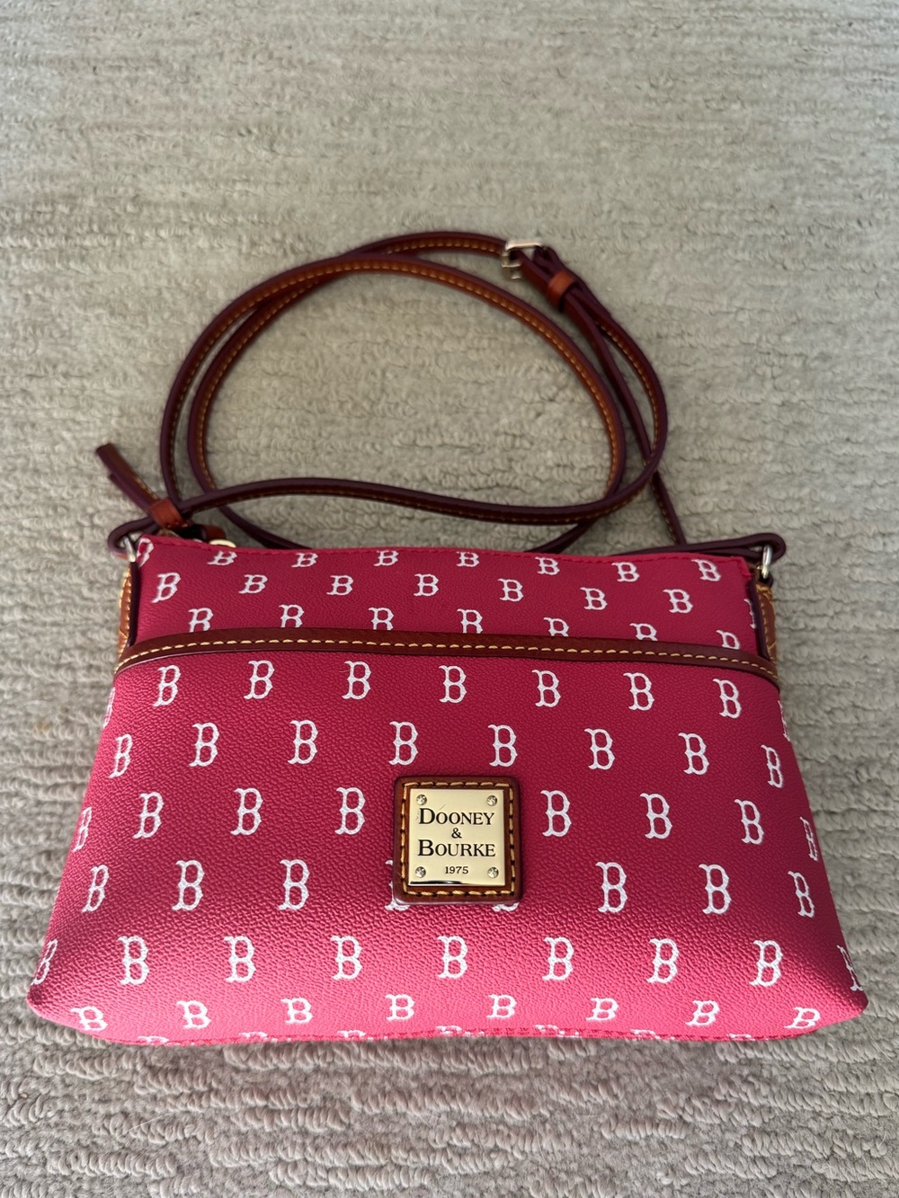 NEW Dooney & Bourke Boston Red Sox Crossbody Bag MLB